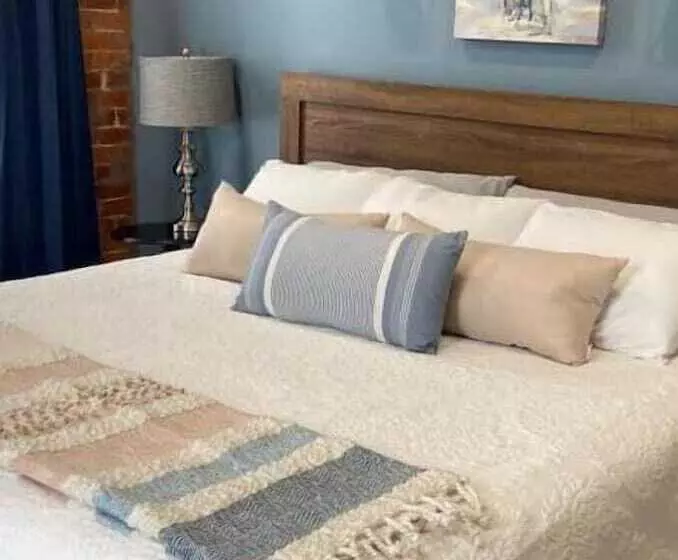 Hotelli Brickhouse Loft   A Boutique