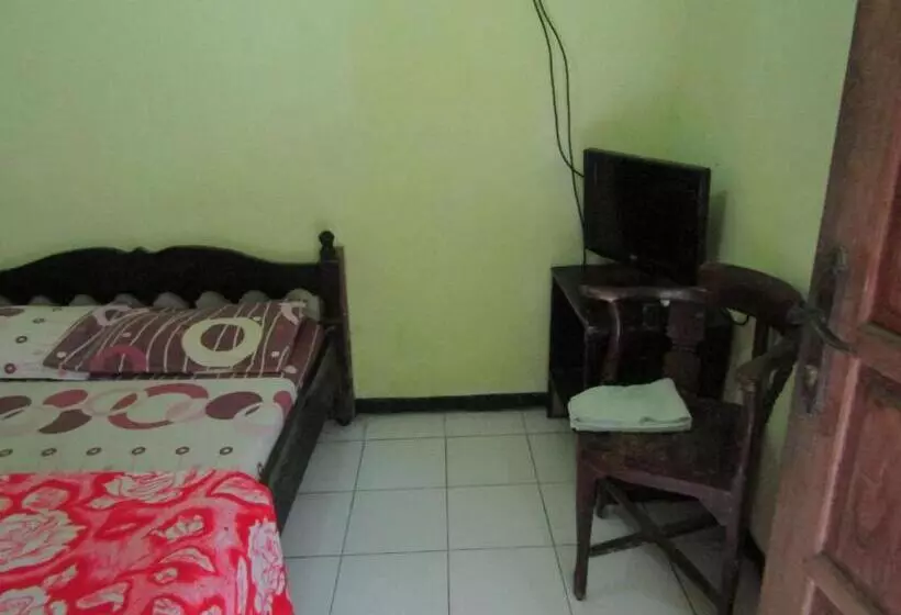 هتل Penginapan Melati Sarangan