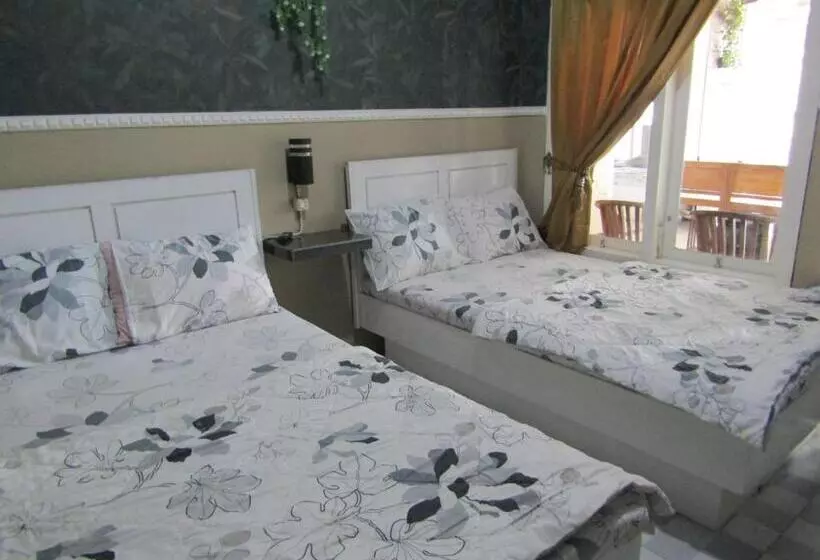 هتل Penginapan Melati Sarangan