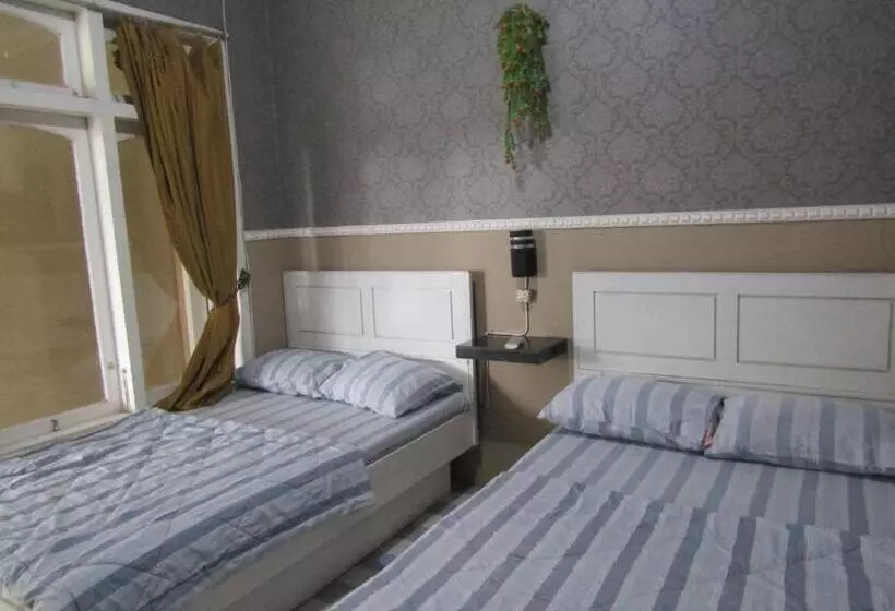 هتل Penginapan Melati Sarangan