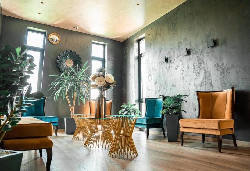 Отель Serenity Resort