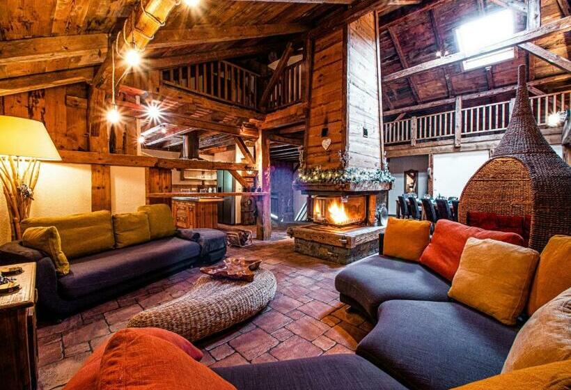 ホテル The Alpichalets Retreat