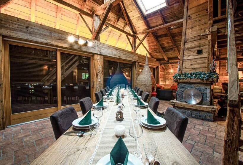 ホテル The Alpichalets Retreat