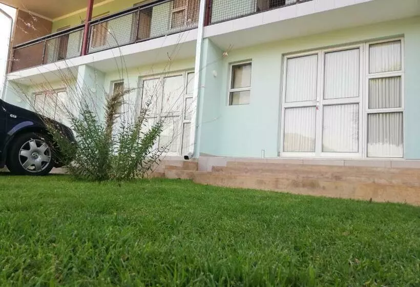 Majatalo Masane Lodge