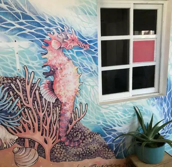ペンション Mi Refugio Dive House