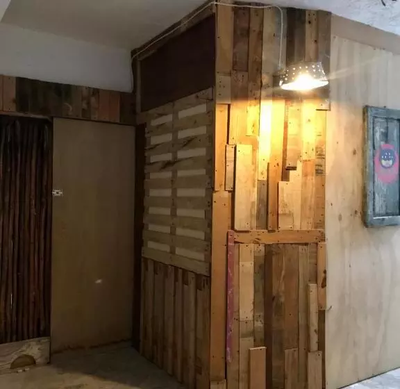 ペンション Mi Refugio Dive House