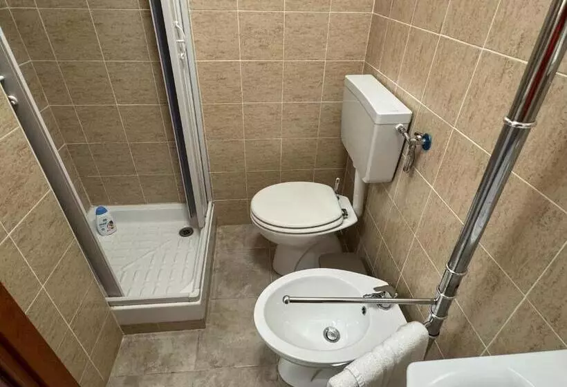 پانسیون R&b Santa Nicolella