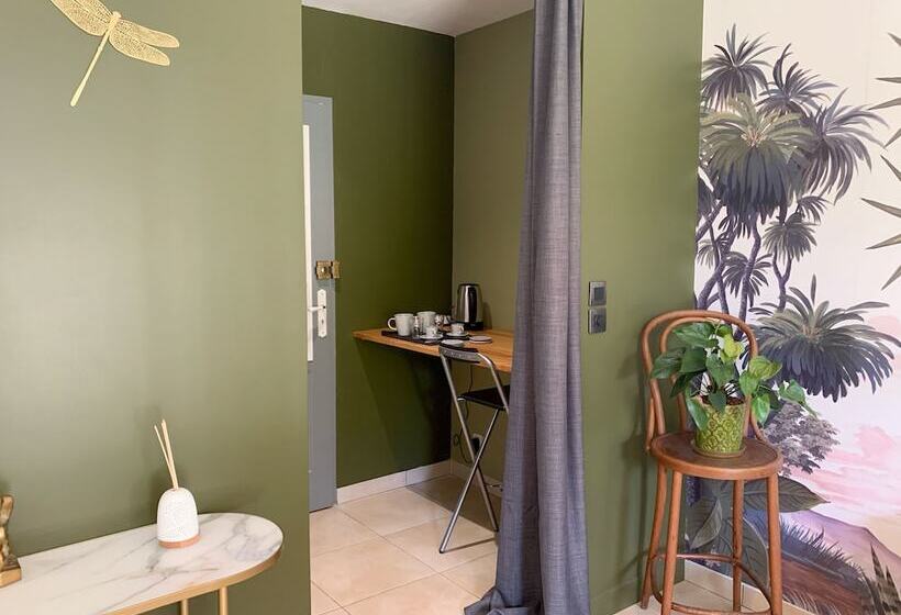 مبيت وإفطار Chambre En Drôme Tropicale