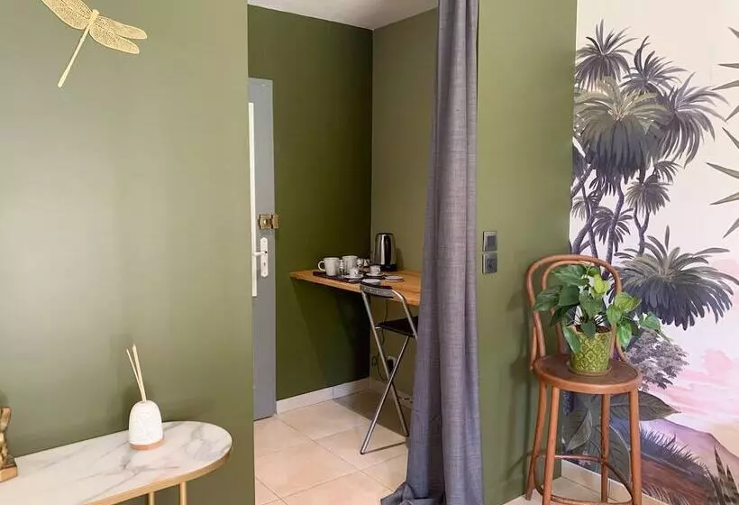 ベッドアンドブレックファースト Chambre En Drôme Tropicale