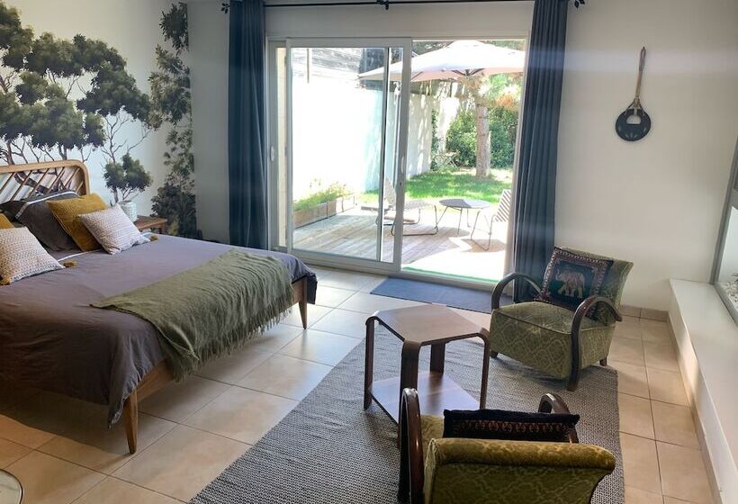 مبيت وإفطار Chambre En Drôme Tropicale