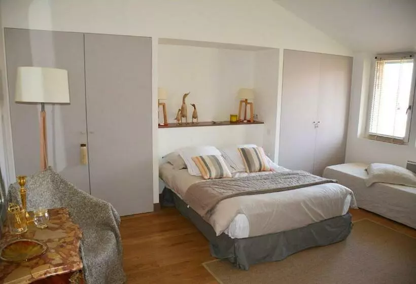 Aamiaismajoitus (B&B) La Bastide Rouge