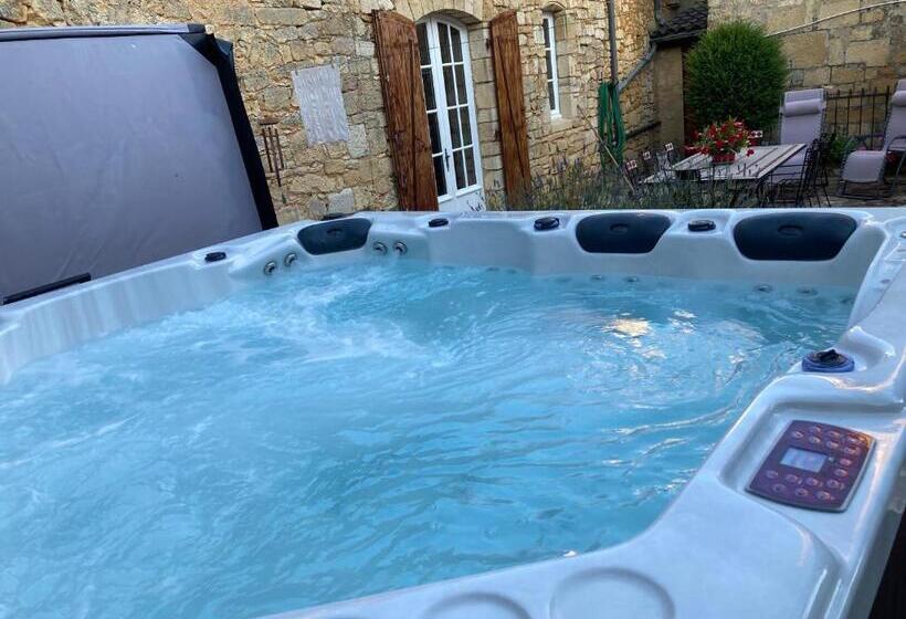 住宿加早餐  Les Petits Cousins Du Québec   Chambres D’hôtes à Domme