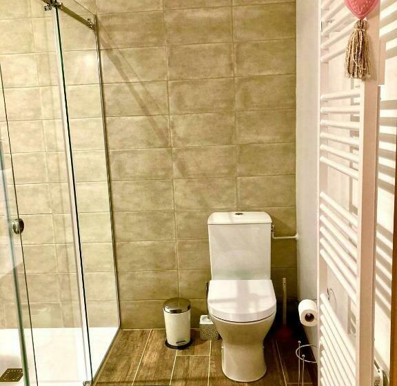 住宿加早餐  Les Petits Cousins Du Québec   Chambres D’hôtes à Domme