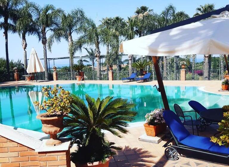 צימר Villa Grandiosa Fc