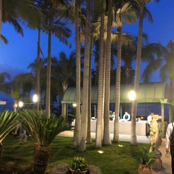 צימר Villa Grandiosa Fc