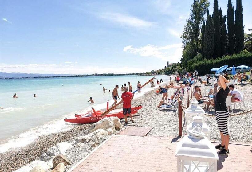 Пансион Casa Sebina   Your Design Home On The Lake   3 Bathrooms 3 Bedrooms