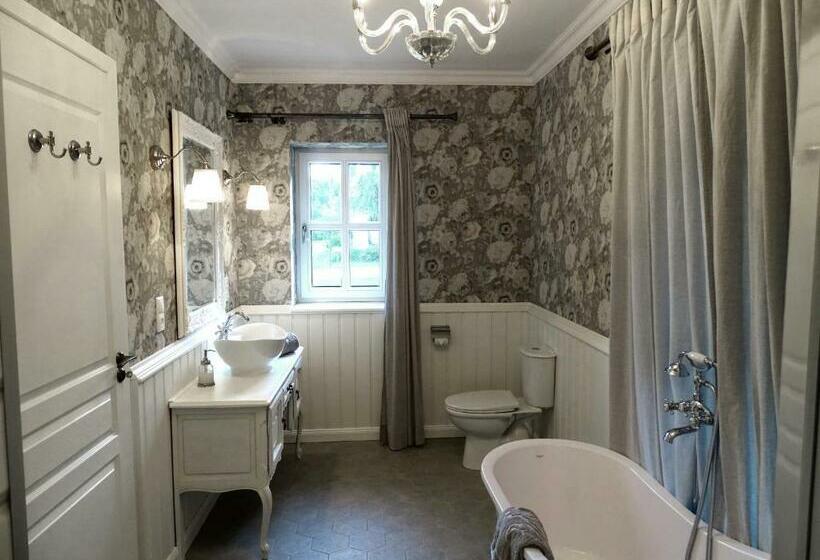 Пансион Villa Tilia Vászoly