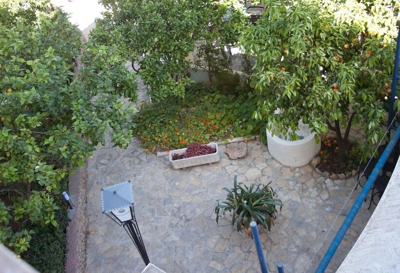 Apartamentos La Cabanya