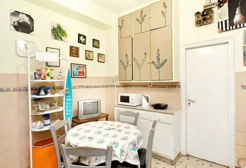 客栈  Athens House