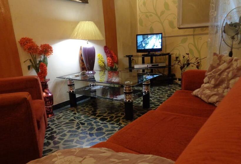 簡易ホテル Athens House