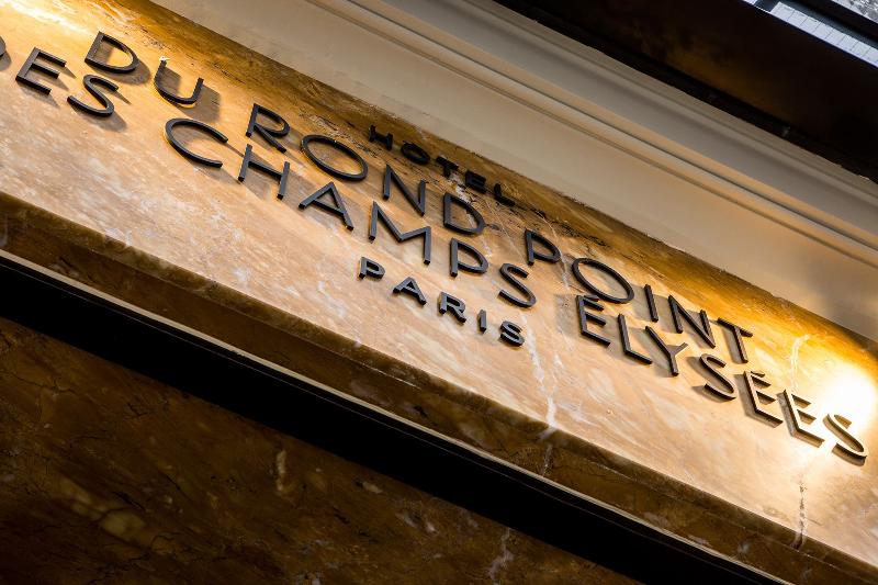 ホテル Hôtel Du Rond Point Des Champs élysées   Esprit De France