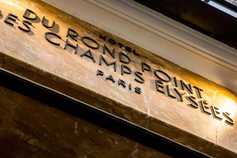 فندق Hôtel Du Rond Point Des Champs élysées   Esprit De France