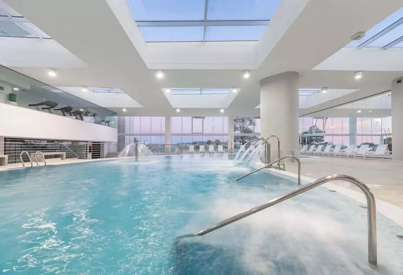 ホテル Eurostars Isla De La Toja