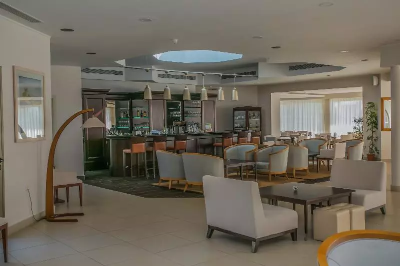 Giannoulis – Almyra Hotel & Village