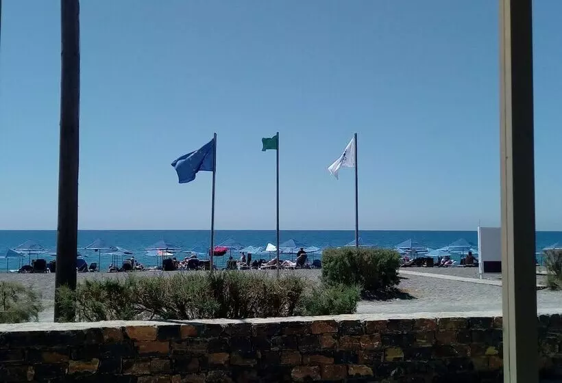 Giannoulis – Almyra Hotel & Village