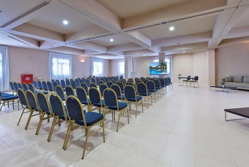 Giannoulis – Almyra Hotel & Village