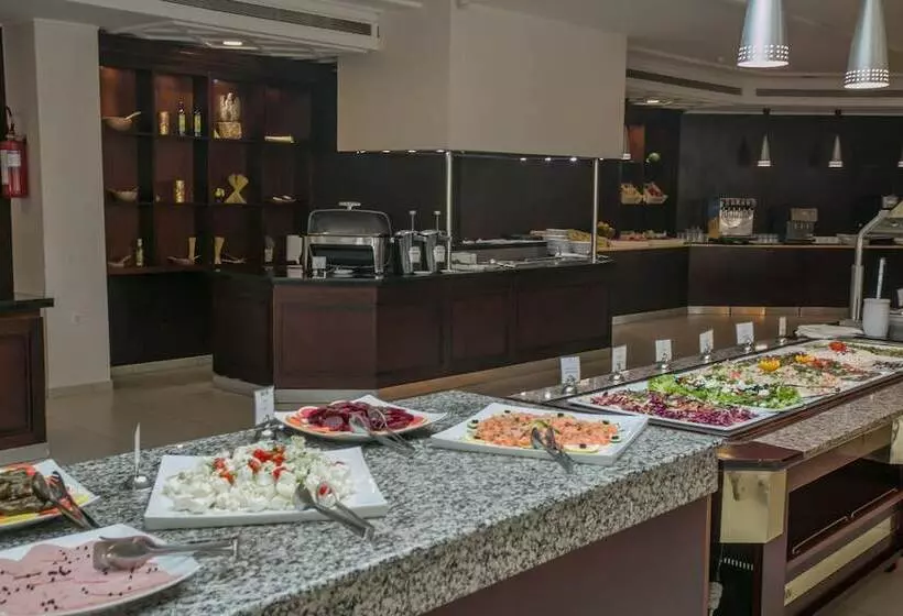 Giannoulis – Almyra Hotel & Village