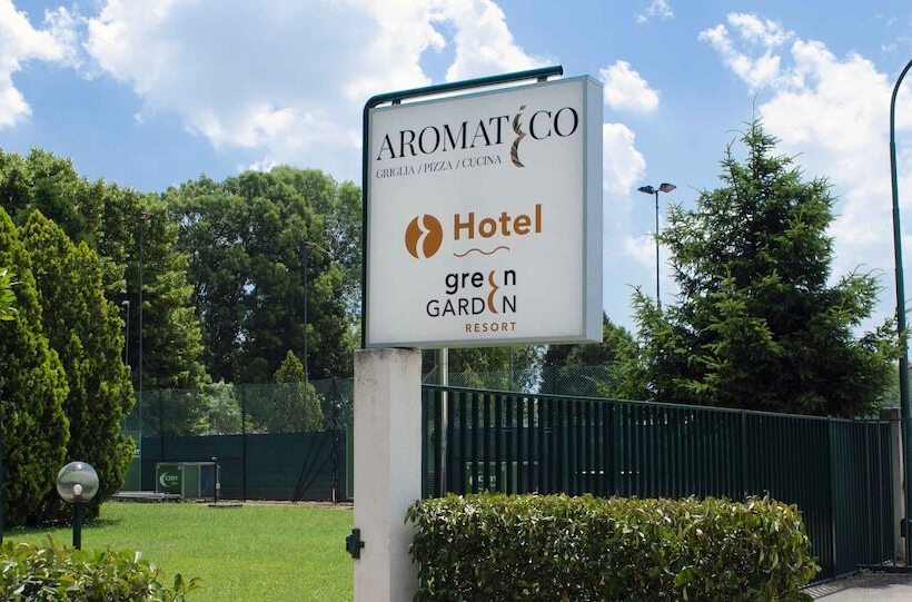 هتل Green Garden Resort   Smart