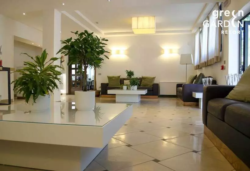 هتل Green Garden Resort Smart