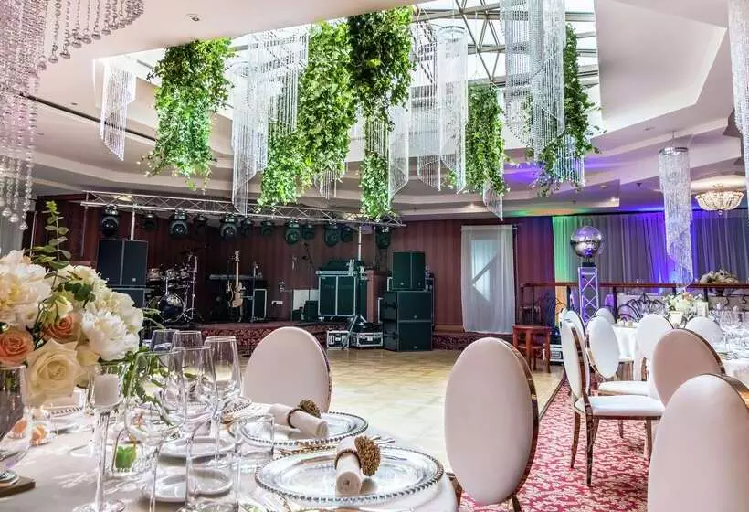 ホテル Hilton Sibiu