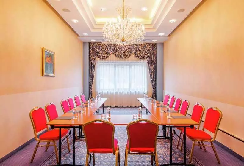 ホテル Hilton Sibiu