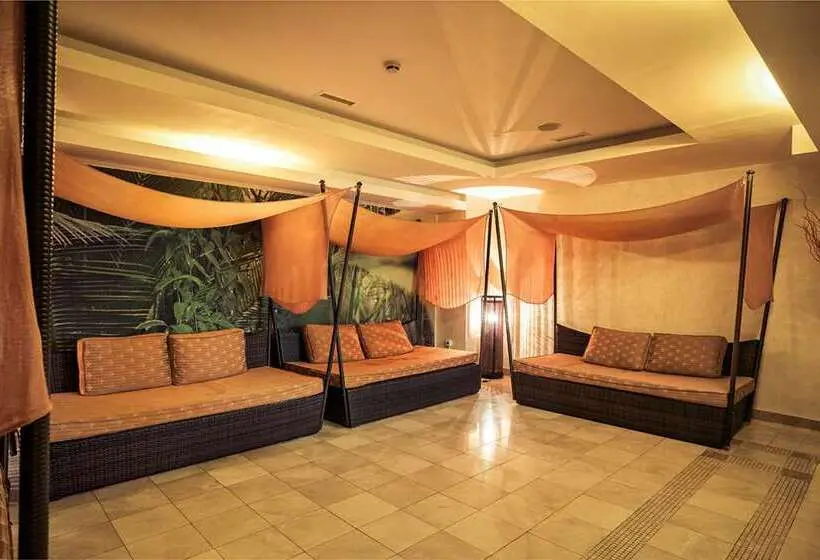 هتل Hilton Sibiu