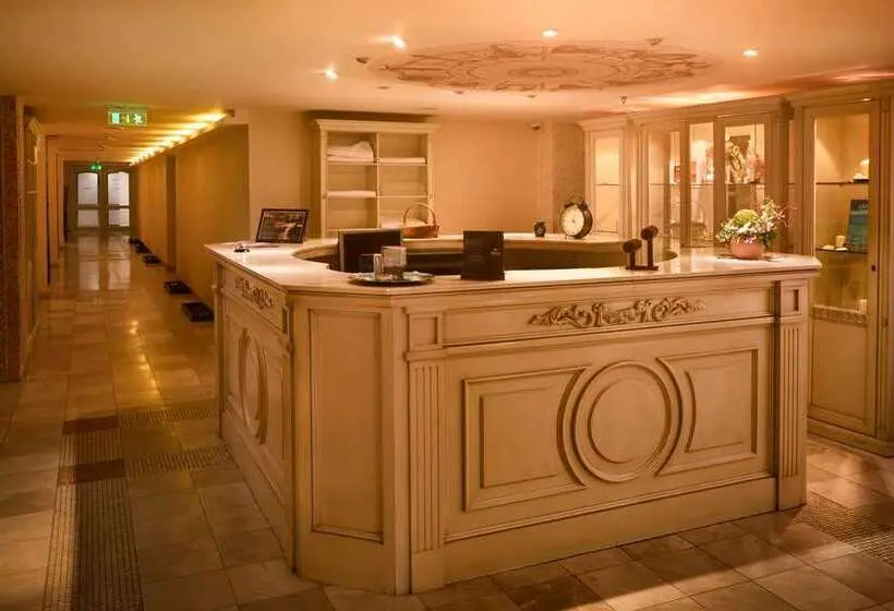هتل Hilton Sibiu