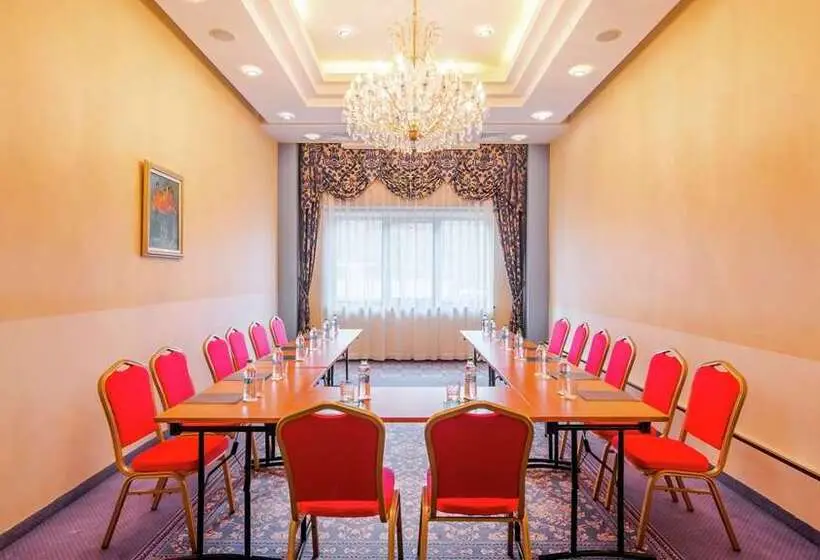 هتل Hilton Sibiu