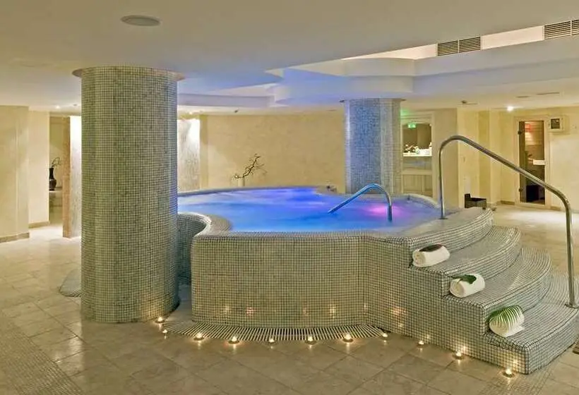 هتل Hilton Sibiu