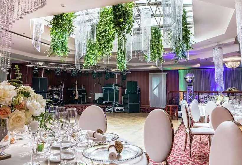 هتل Hilton Sibiu