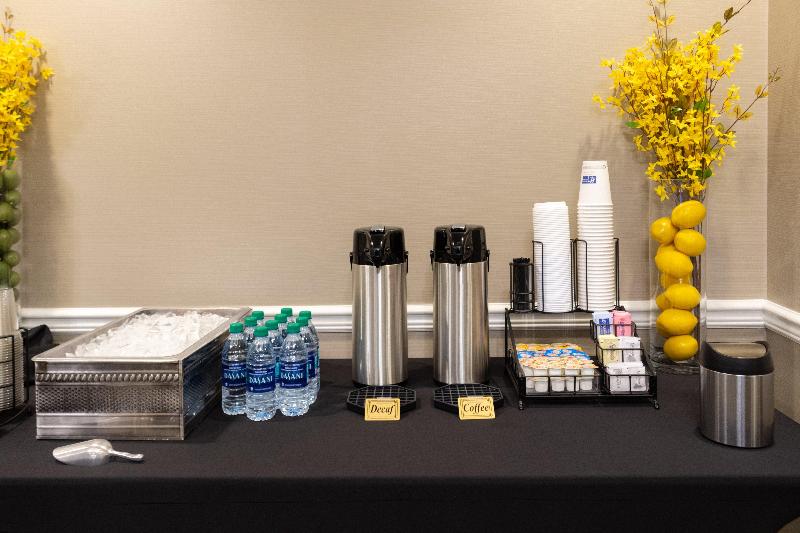 בית מלון כפרי Holiday Inn Express Savannah   Historic District