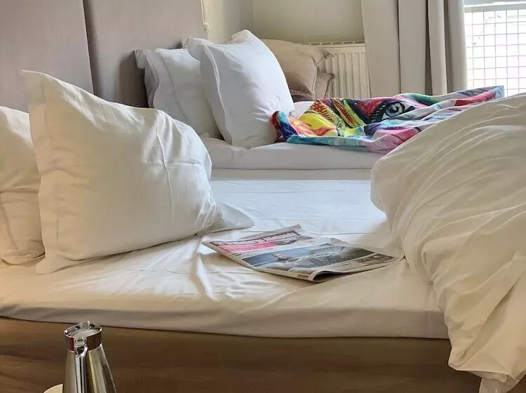 호텔 L Dannegården