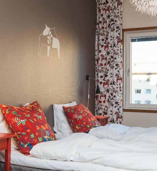 בית מלון כפרי L Fridhemsgatan