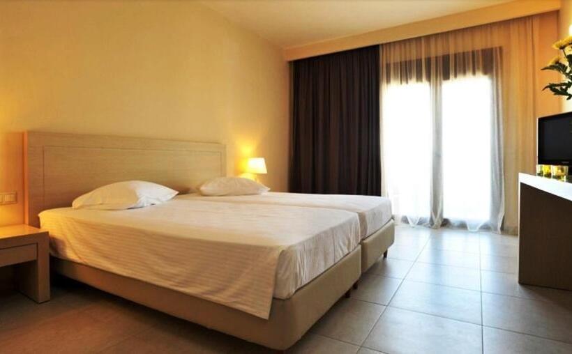 فندق Porto Plaza