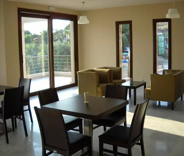 فندق Porto Plaza