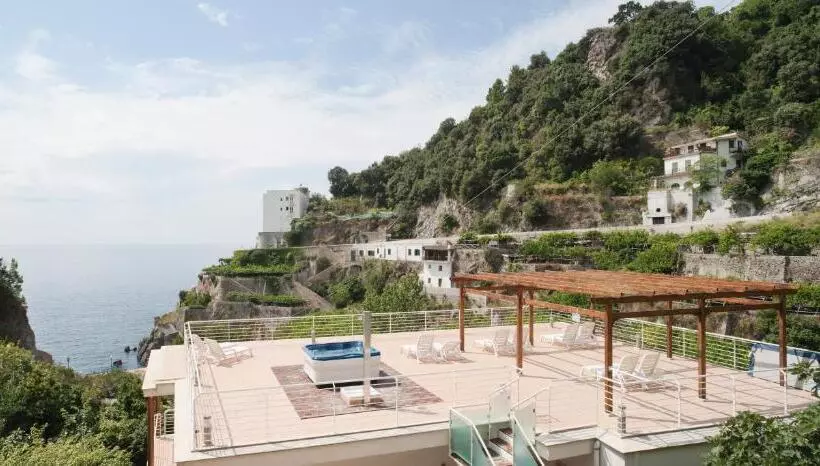 هتل Residence La Dolce Vita