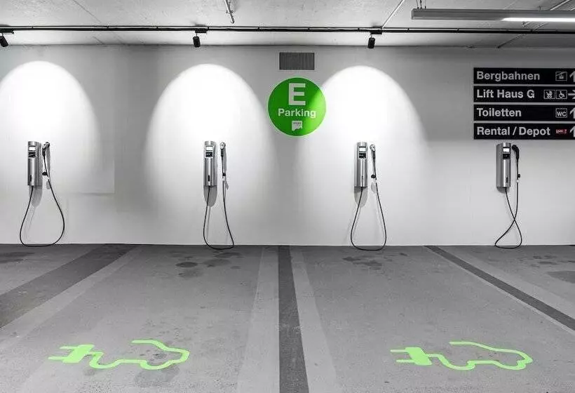 Отель Rocksresort