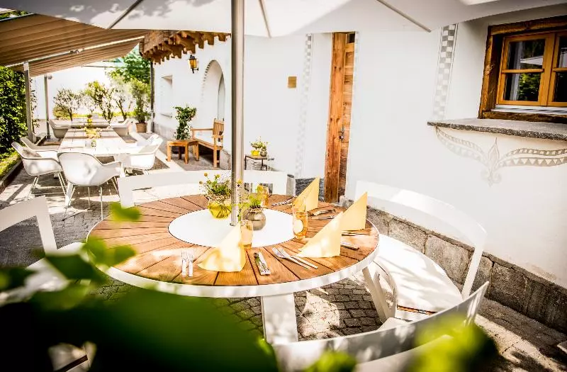 Отель Rocksresort