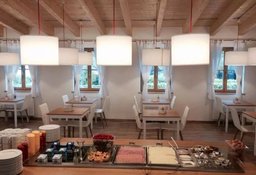 Seehotel Am Hallstättersee