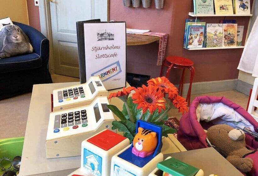 فندق Stjarnholms Slott